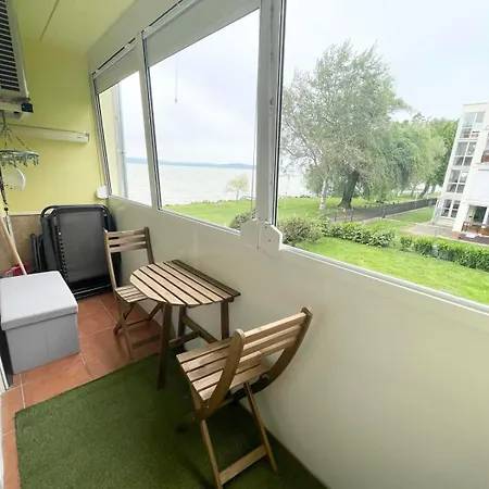 Nina Apartman *